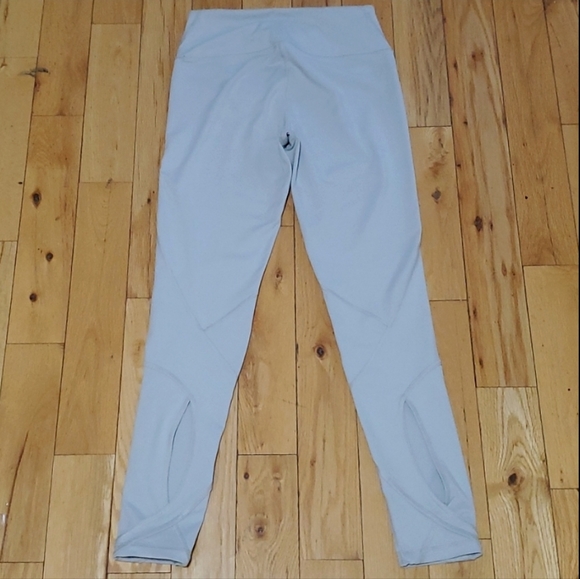 Victoria Sport Leggings size S/P Knockout by Victorias Secret Compression Pants - Picture 3 of 16